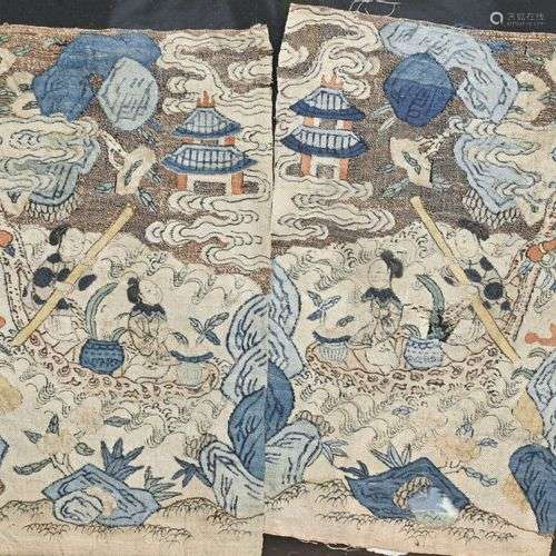CHINE - Fin du XVIIIe siècle Deux fragments de tissu Ko-Seu,...