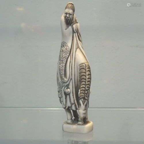 ** JAPON - Période TAISHO (1912-1926) Netsuké en ivoire, fig...