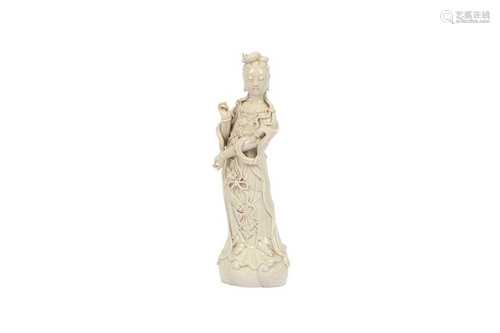 A CHINESE BLANC-DE-CHINE FIGURE OF GUANYIN.