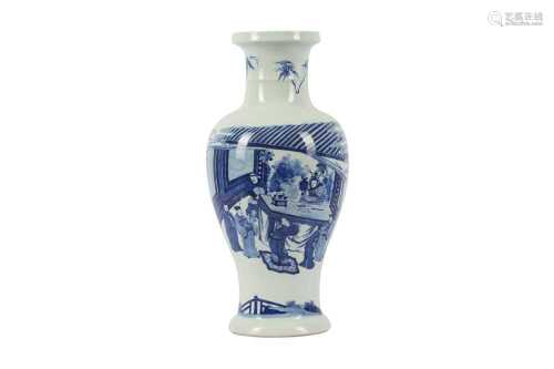 A CHINESE BLUE AND WHITE FIGURATIVE VASE.