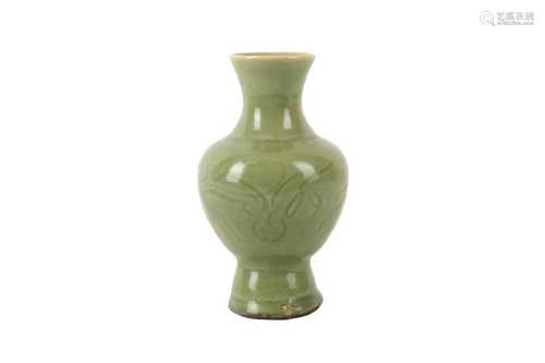 A CHINESE CELADON-GLAZED VASE.