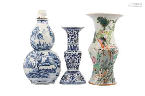 THREE CHINESE VASES.