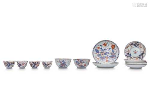 TWO SETS OF CHINESE AND JAPANESE IMARI CUPS AND SAUCERS.