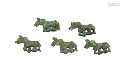 A SET OF FIVE SMALL CHINESE BRONZE 'HORSE' ORNAMENTS.