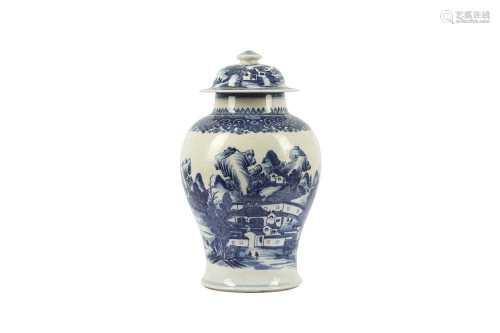 A CHINESE BLUE AND WHITE BALUSTER 'LANDSCAPE' JAR AND COVER.