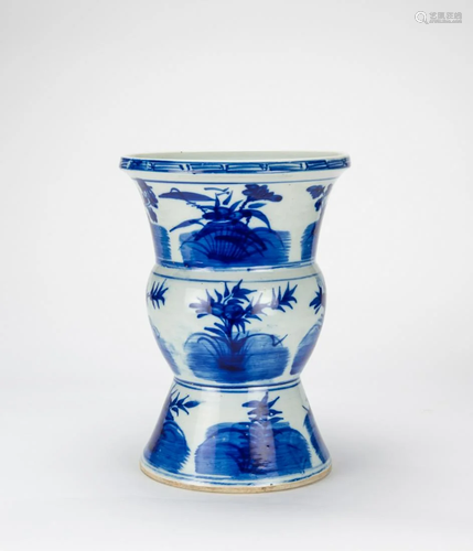 19th Century - A Blue And White Sputum Tank