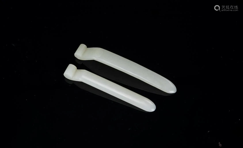 Qing - A Group Of Two White Jade Hair Pin