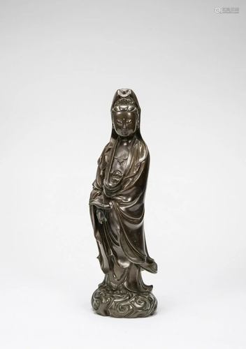 Shi Sho (Mark) - A Large Chinese Silver Inlaid Bronze