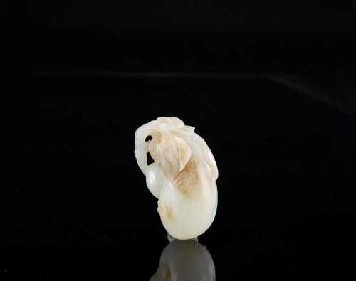 Late Qing/Republic -A White Jade Carved â€˜Melonâ€™