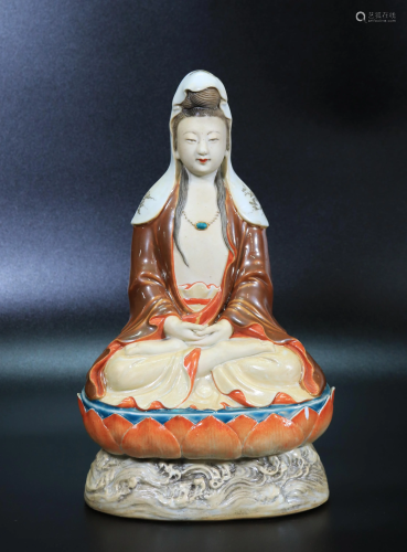 Zeng Long Sheng; Chinese Guanyin on Lotus Throne