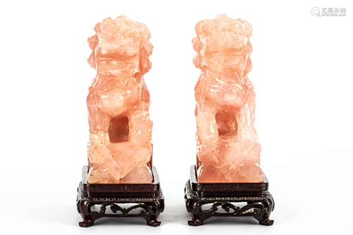 19th CENTURY PAIR OF CRYSTAL LIONS