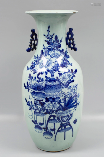 REPUBLIC OF CHINA BLUE WHITE LARGE VASE