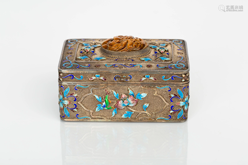 MID-QING DYNASTY CLOISONNE ENAMEL JEWELRY BOX