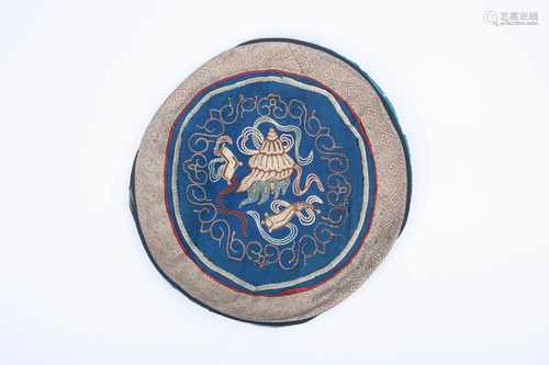 LATE QING DYNASTY EMBROIDERY