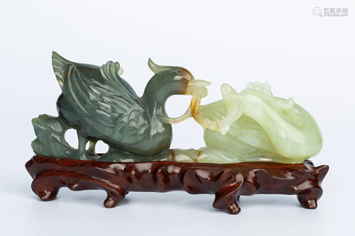 QING DYNASTY DOUBLE COLOR JADE MANDARIN DUCK