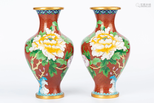 20TH CENTURY CLOISONNE ENAMEL PEONY APPRECIATION VASE