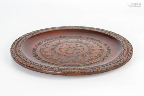 20TH CENTURY BRONZE INLAID FLORAL WOODEN PLATE