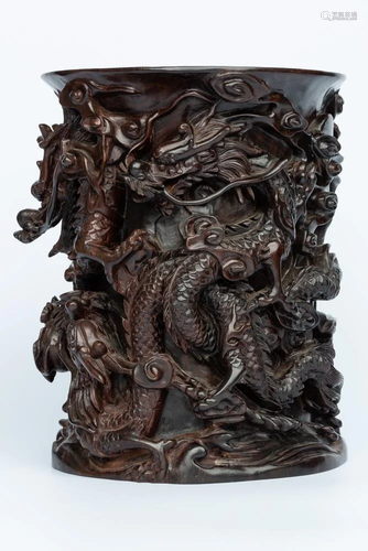 20TH CENTURY DRAGON PATTERN ZITAN BRUSH HOLDER