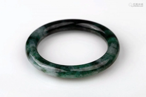 JADE BRACELET