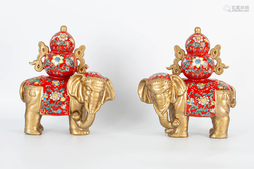 20TH CENTURY EXPORT LUCKY ELEPHANTS