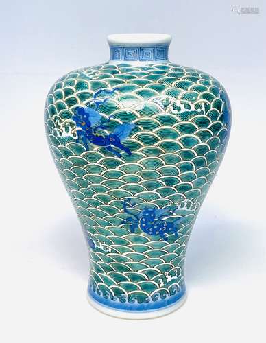 Greenland plum bottle with auspicious beast pattern