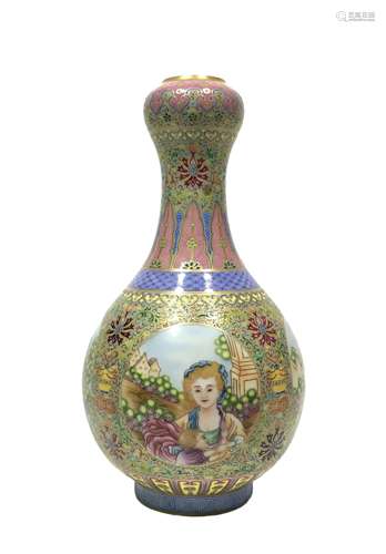 Garlic bottle with famille rose and gold painted figures