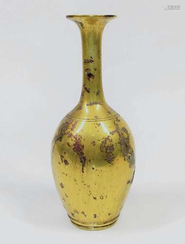 Gilt bronze Guanyin vase