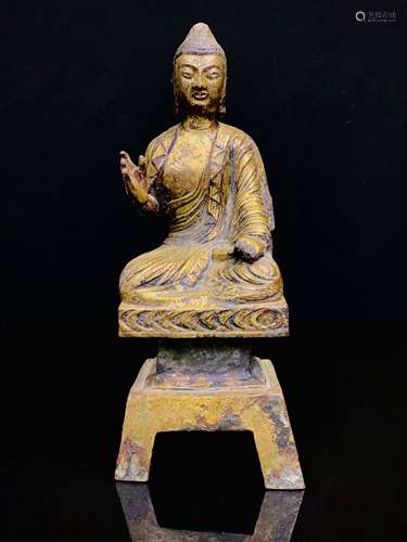 Gilt bronze seated statue of Sakyamuni