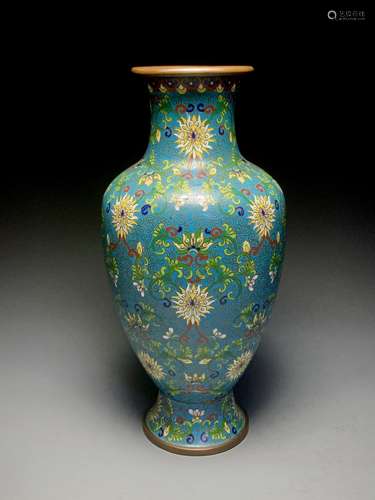 Cloisonne bottle with twisted branches pattern