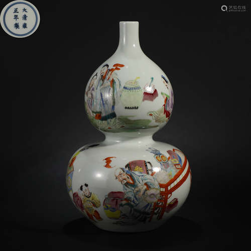 Qing dynasty famille rose gourd and eight immortals vase