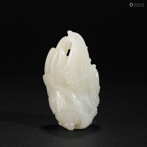 Hetian Jade Buddha Hand in Qing Dynasty