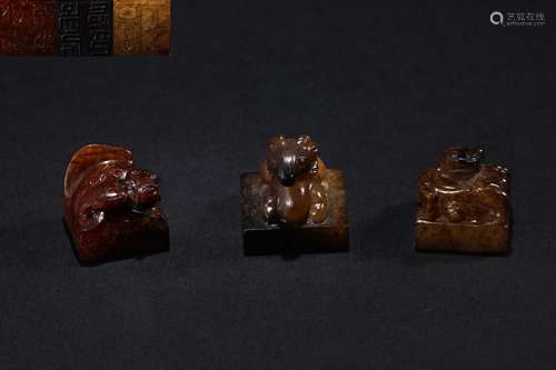 A set of seals of Hetian jade beast head in Han Dynasty