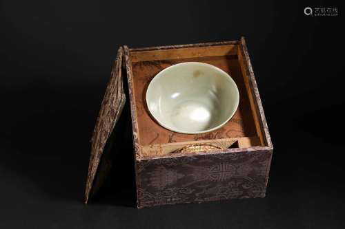 Hetian Jade Bowl in Qing Dynasty