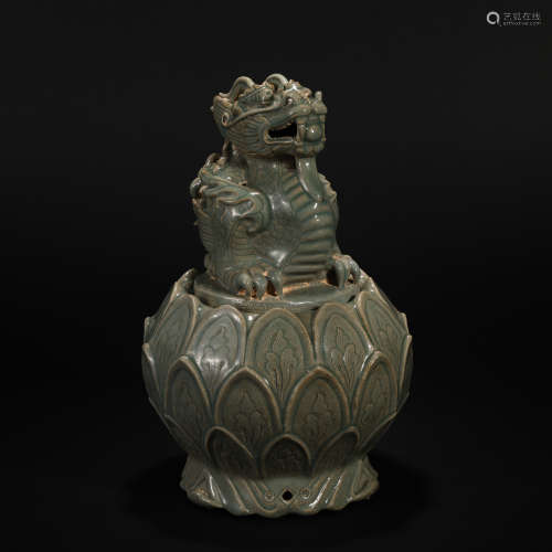 Celadon Beast Head Aromatherapy Oven in Song Dynasty
