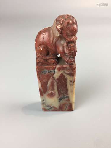 CHINESE SOAP STONE SEAL ,SIZE 10.5X3.8X1.8CM