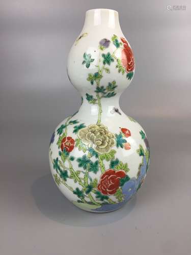 CHINESE FAMILLE ROSE PORCELAIN DOUBLE GOURD VASE