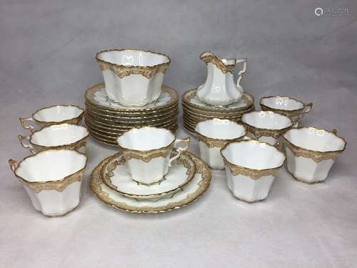 33 PIECES VINTAGE BISTO ENGLAND PORCELAIN  CUP & SAUCER