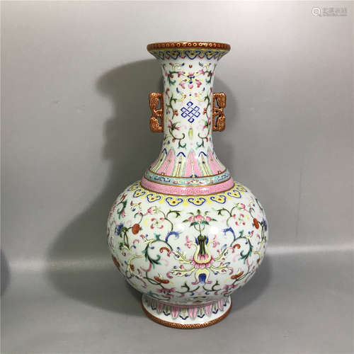 LARGE CHINESE FAMILLE ROSE PORCELAIN VASE ,H30CM