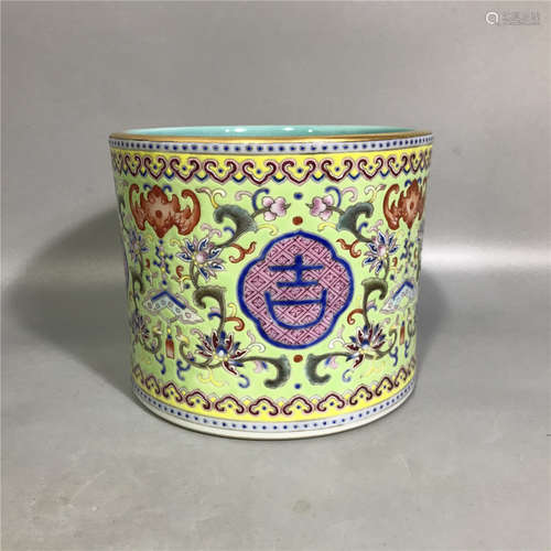 CHINESE FAMILLE ROSE PORCELAIN BRUSH POT ,H 10.4CM D 12.6CM