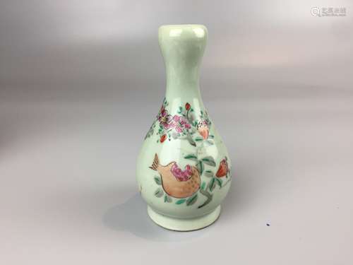 SMALL CHINESE CELADON WITH FAMILLE ROSE VASE ,H12.5CM