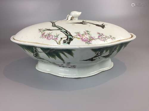 LARGE CHINESE PORCELAIN BOWL AND COVER , 35CM X 27CM X 17CM