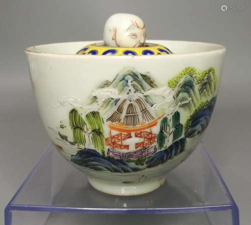 UNSUAL CHINESE FAMILLE ROSE TEA BOWL ,H 8CM ,D 9CM