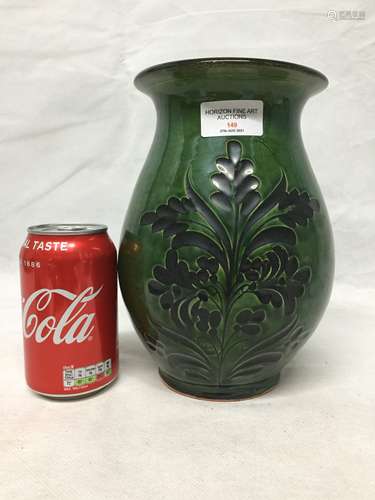 LARGE GREEN GLAZED POTTERY VASE, H 22CM