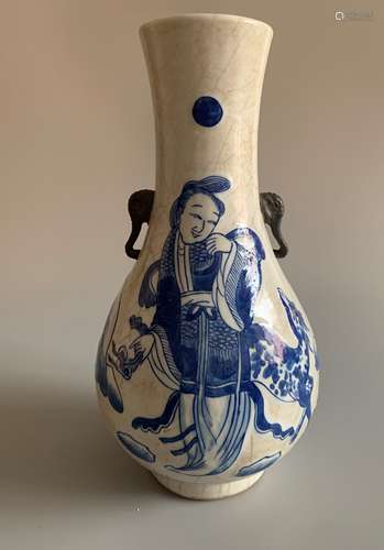 CHINESE CRACKLE GLZAED BLUE AND WHITE VASE ,HAND PAINTED FIG...