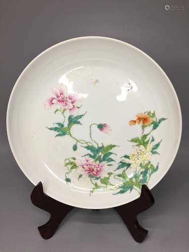 CHINESE FAMILLE ROSE PORCELAIN PLATE ,HAND PAINTED FLOWERS ,...