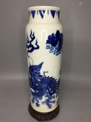 CHINESE BLUE AND WHITE PORCELAIN VASE ,HAND PAINTED KILIN WI...