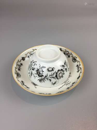 CHINESE PORCELAIN TEA BOWL AND SAUCER ,BOWL D 8.8CM ,H 4.5CM...