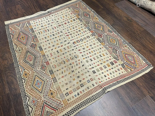 Vintage Verneh Rug 3'11'' X 4'4''