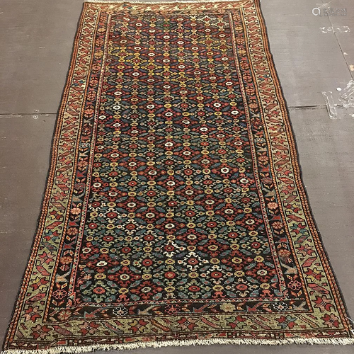 Antique Fereghan Rug 3'6'' X 6'2''