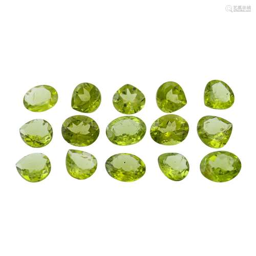 Konvolut 15 Peridote von ca, 40 ct